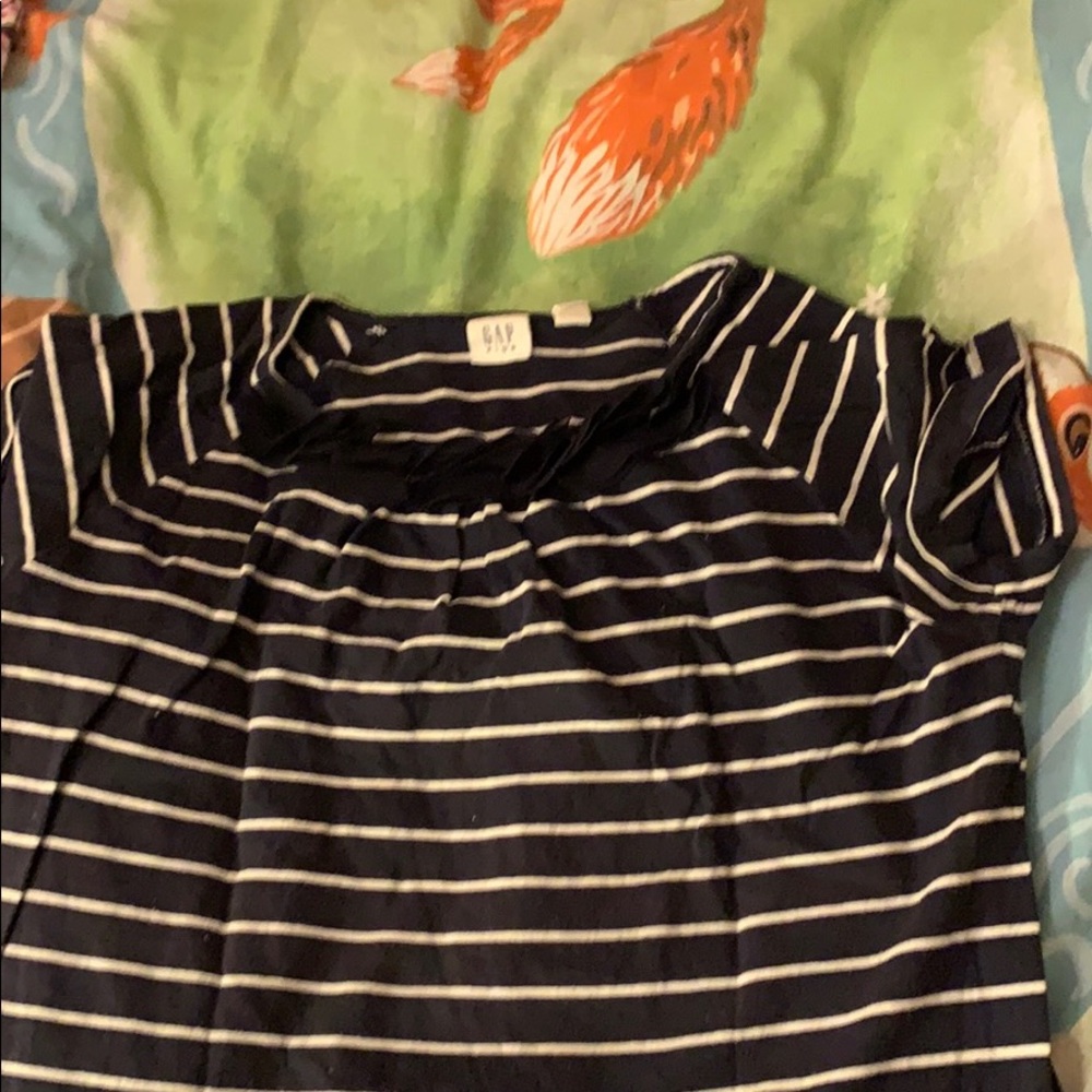 striped navy and white gap kids t shirt